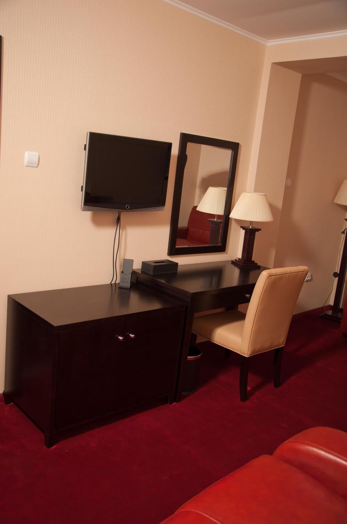 Hotel Baden Calarasi  Extérieur photo